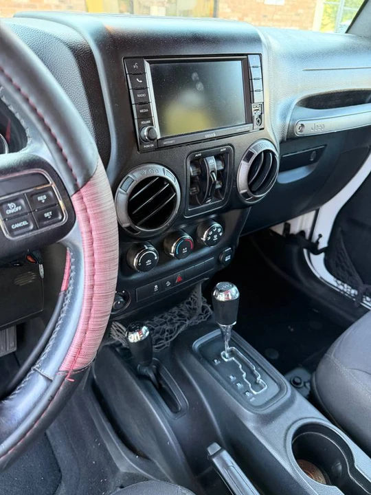 2015 Jeep JK Wrangler - Image 10 of 17