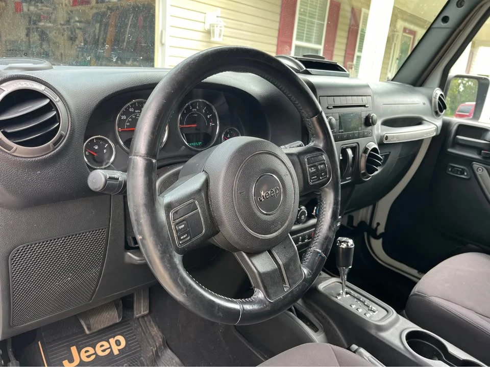 2015 Jeep JK Wrangler - Image 17 of 19