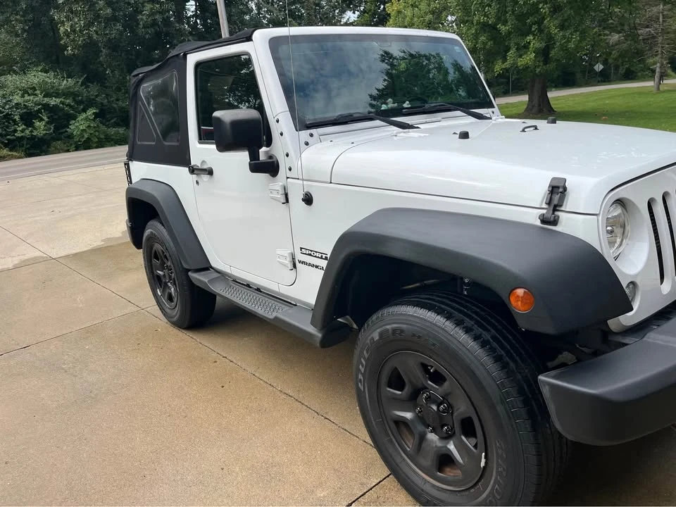 2015 Jeep JK Wrangler - Image 2 of 19