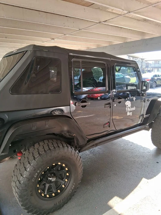 2015 Jeep JK Wrangler - Image 3 of 4