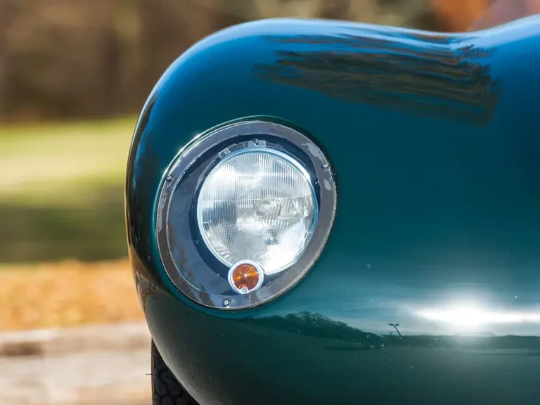 2015 Jaguar Replica - Image 24 of 31