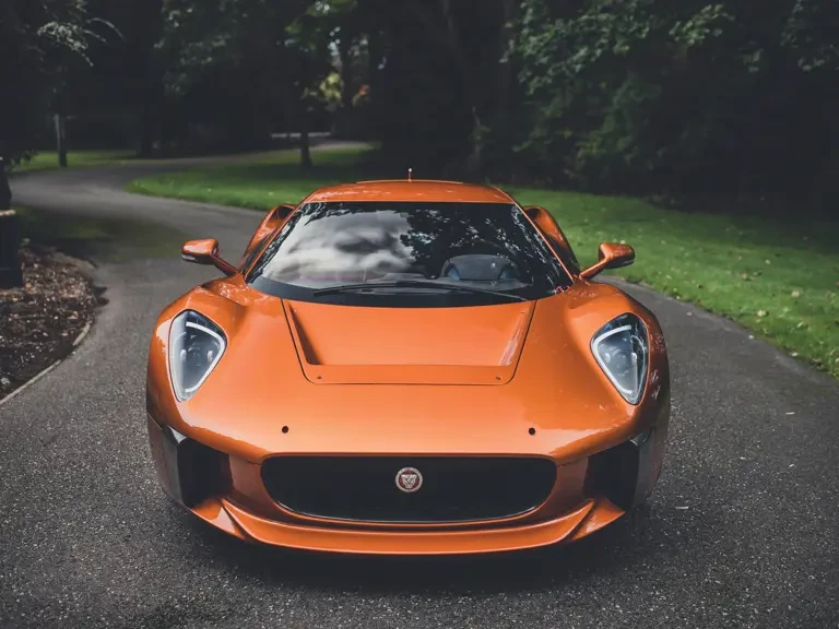2015 Jaguar Replica - Image 7 of 31