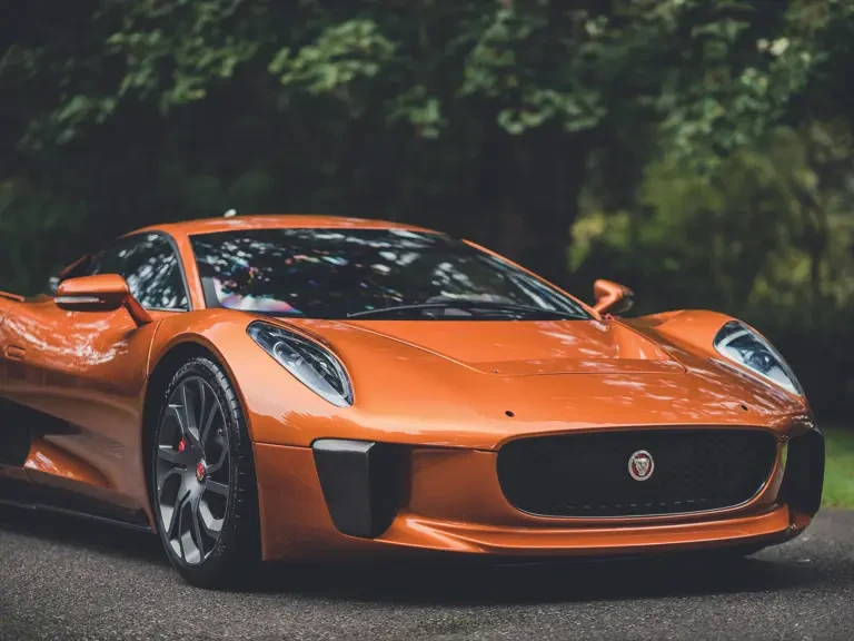 2015 Jaguar Replica - Image 24 of 31