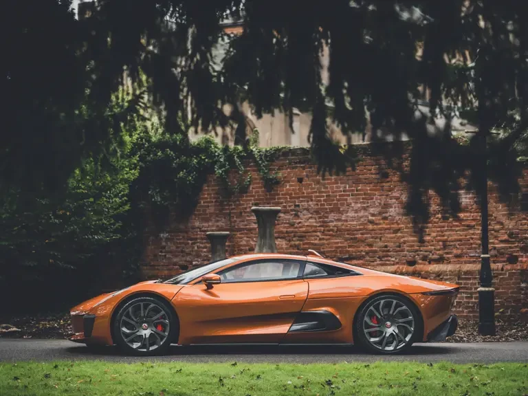2015 Jaguar Replica - Image 6 of 31