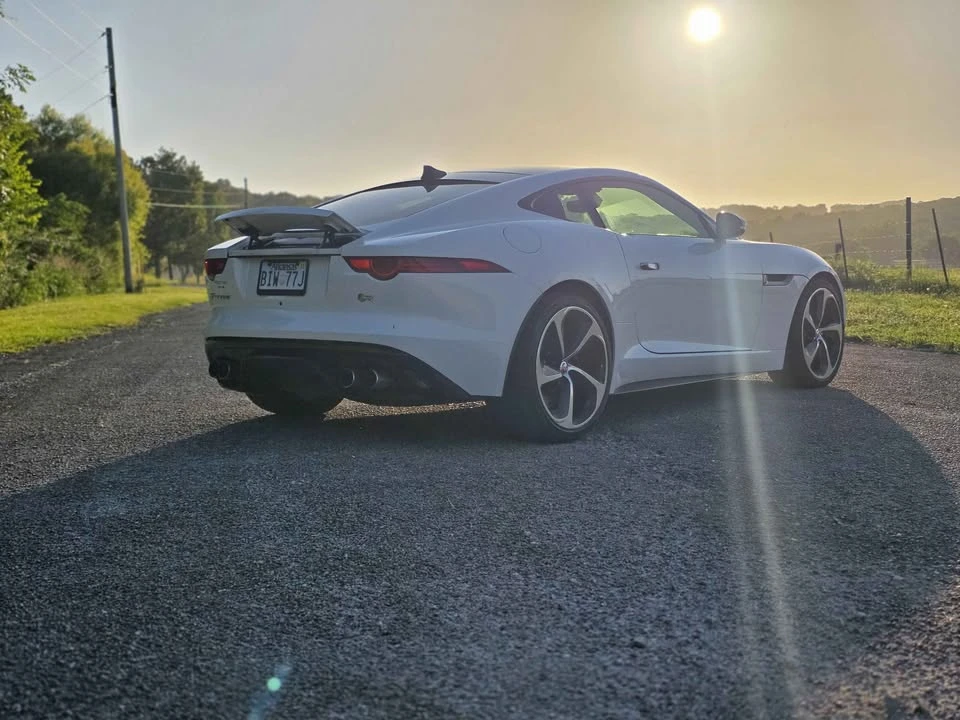 2015 Jaguar F-Type R 1st Gen - Image 5 of 12