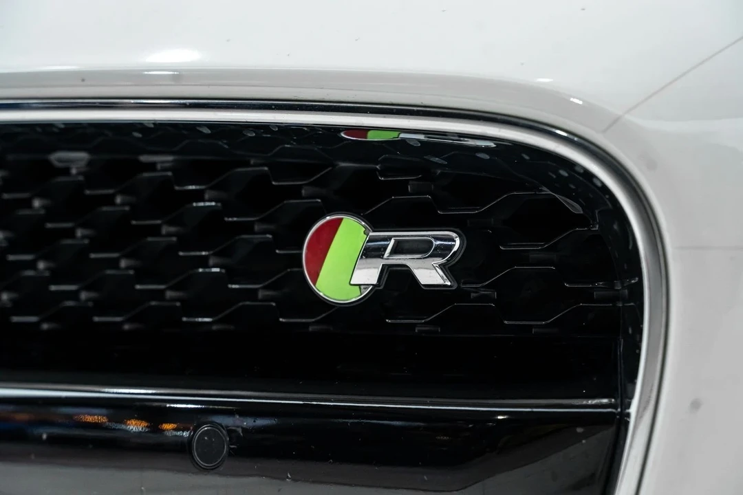 2015 Jaguar F-Type R 1st Gen - Image 18 of 21