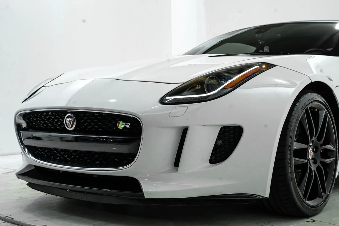 2015 Jaguar F-Type R 1st Gen - Image 19 of 21