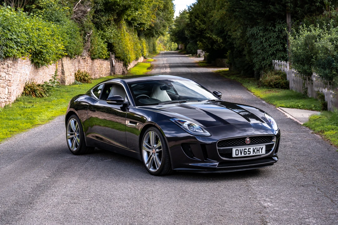2015 Jaguar F-Type 1st Gen - Image 17 of 31