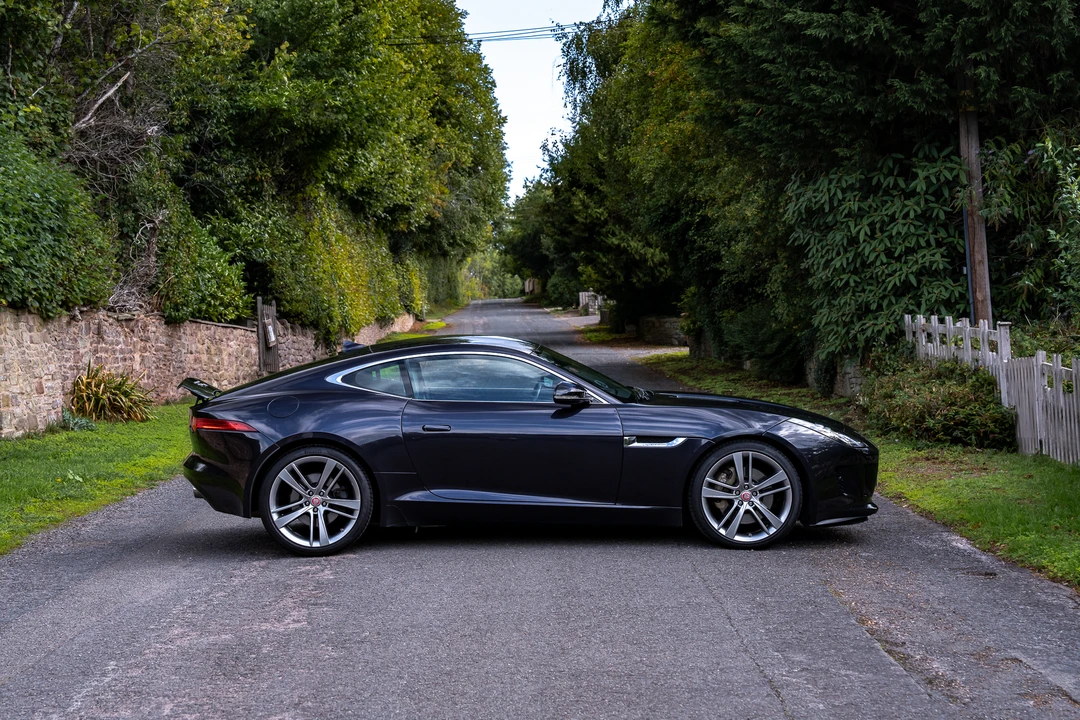 2015 Jaguar F-Type 1st Gen - Image 16 of 31