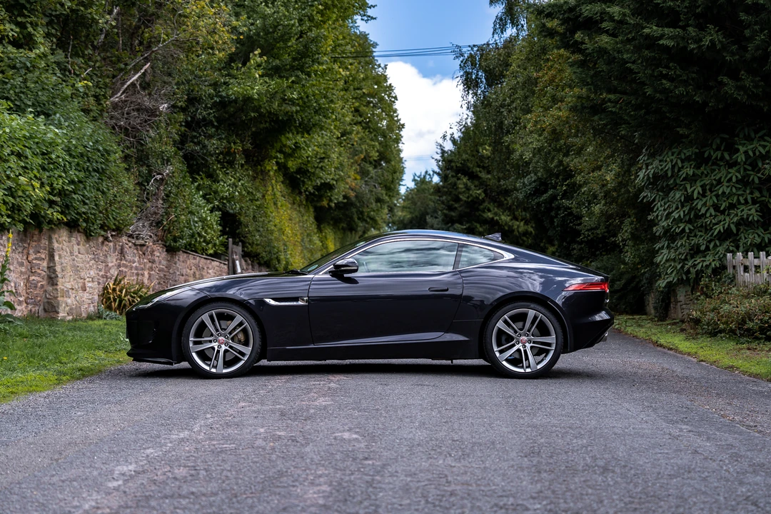 2015 Jaguar F-Type 1st Gen - Image 4 of 31
