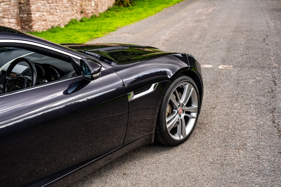 2015 Jaguar F-Type 1st Gen - Image 30 of 31