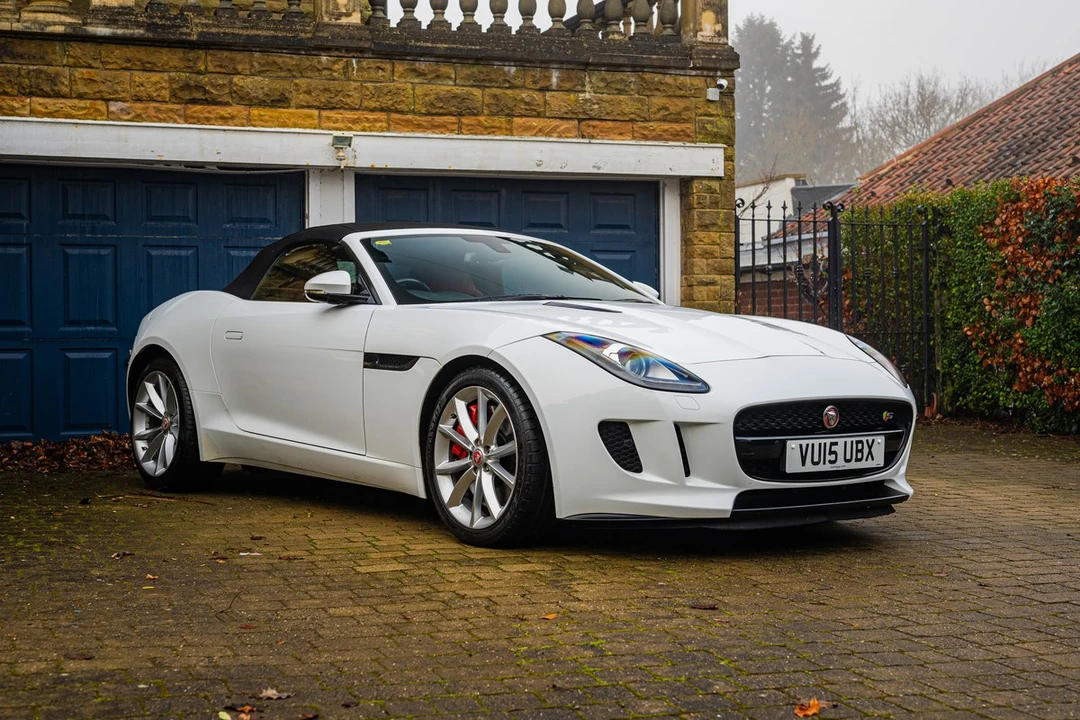 2015 Jaguar F-Type 1st Gen - Image 9 of 30