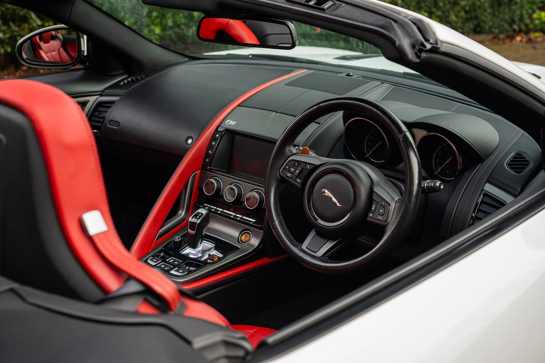 2015 Jaguar F-Type 1st Gen - Image 23 of 30