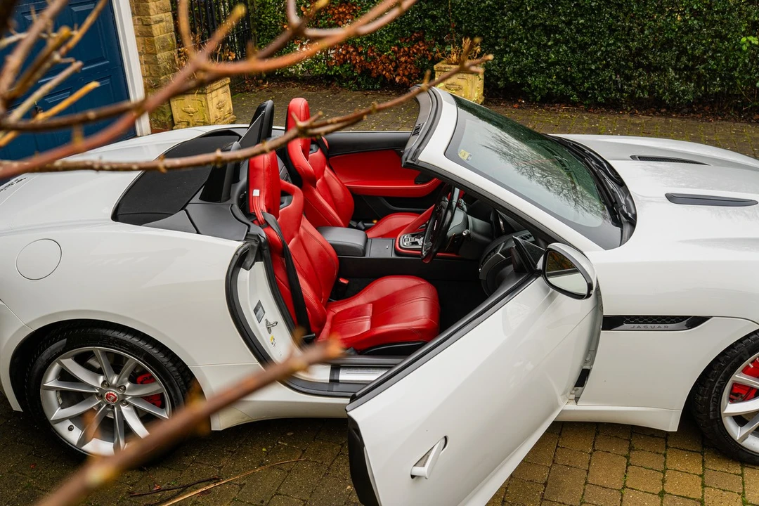 2015 Jaguar F-Type 1st Gen - Image 29 of 30