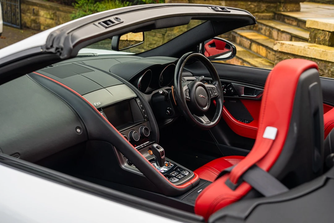 2015 Jaguar F-Type 1st Gen - Image 22 of 30