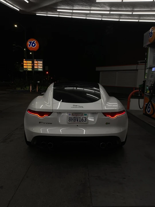 2015 Jaguar F-Type R 1st Gen - Image 8 of 31
