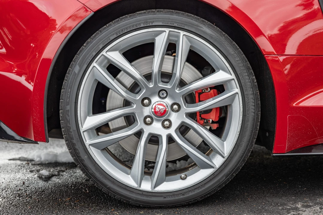 2015 Jaguar F-Type R 1st Gen - Image 29 of 31