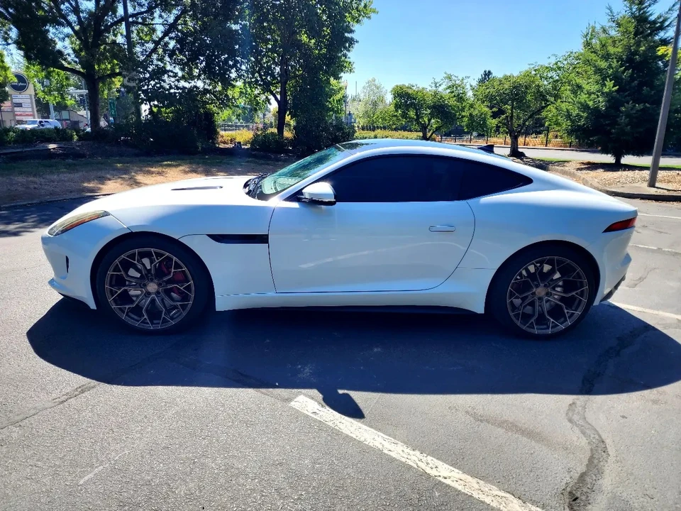 2015 Jaguar F-Type R 1st Gen - Image 5 of 31