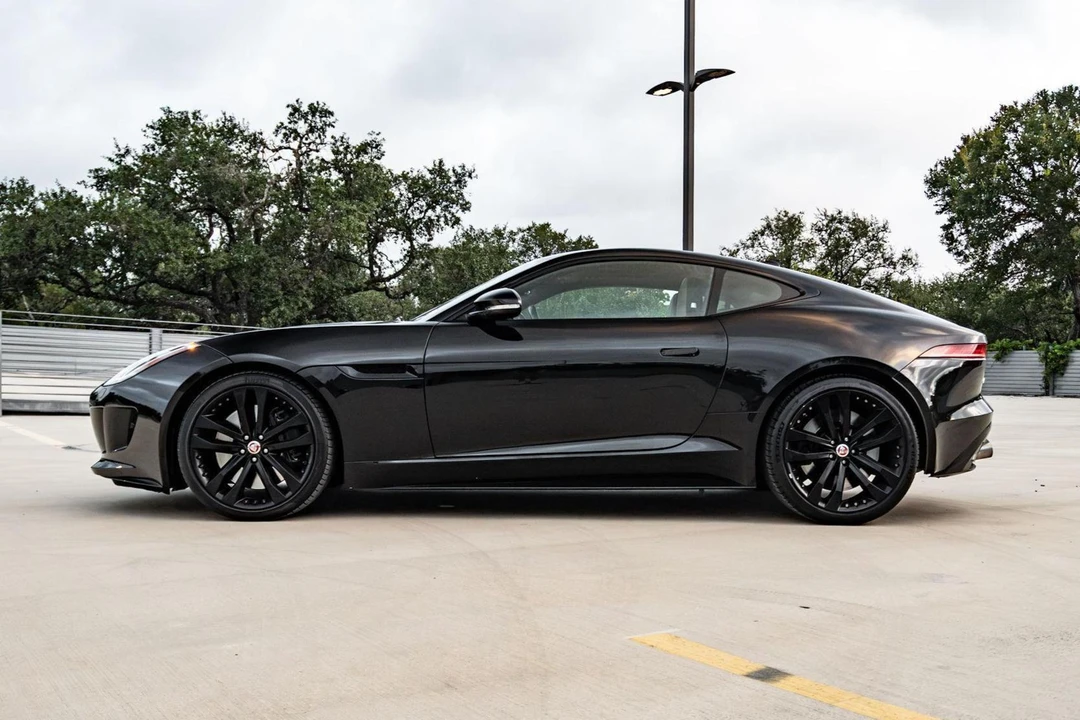 2015 Jaguar F-Type R 1st Gen - Image 3 of 31