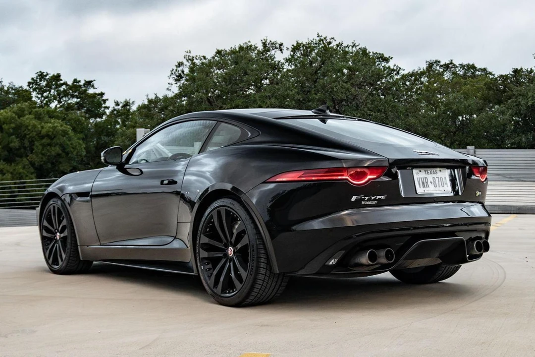 2015 Jaguar F-Type R 1st Gen - Image 4 of 31