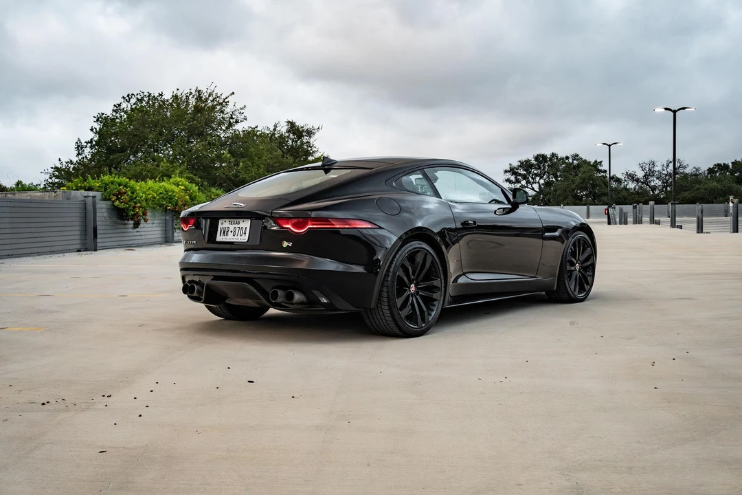 2015 Jaguar F-Type R 1st Gen - Image 7 of 31