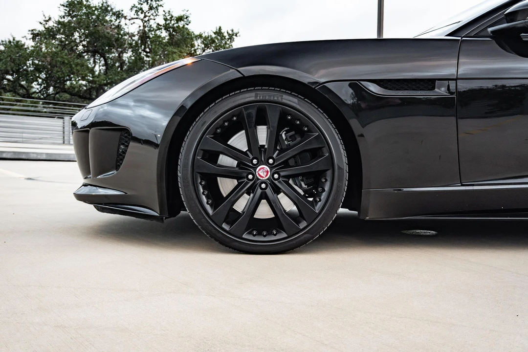 2015 Jaguar F-Type R 1st Gen - Image 17 of 31