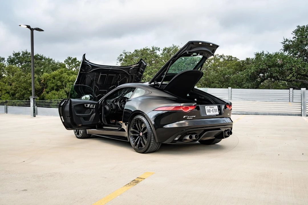 2015 Jaguar F-Type R 1st Gen - Image 10 of 31