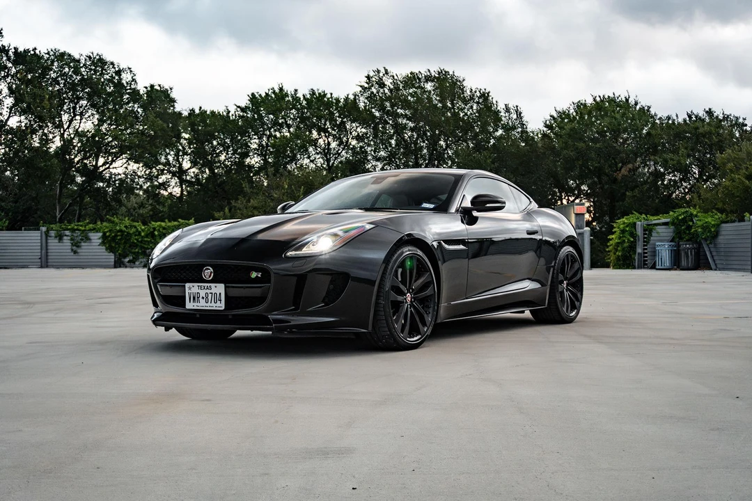 2015 Jaguar F-Type R 1st Gen - Image 6 of 31