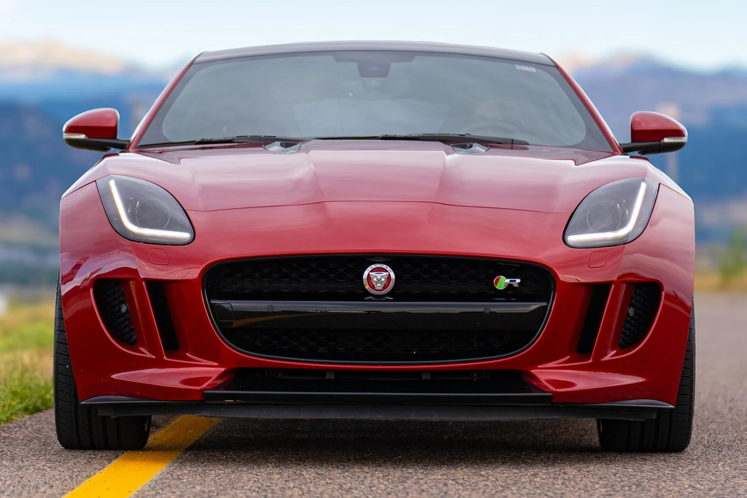 2015 Jaguar F-Type R 1st Gen - Image 2 of 31