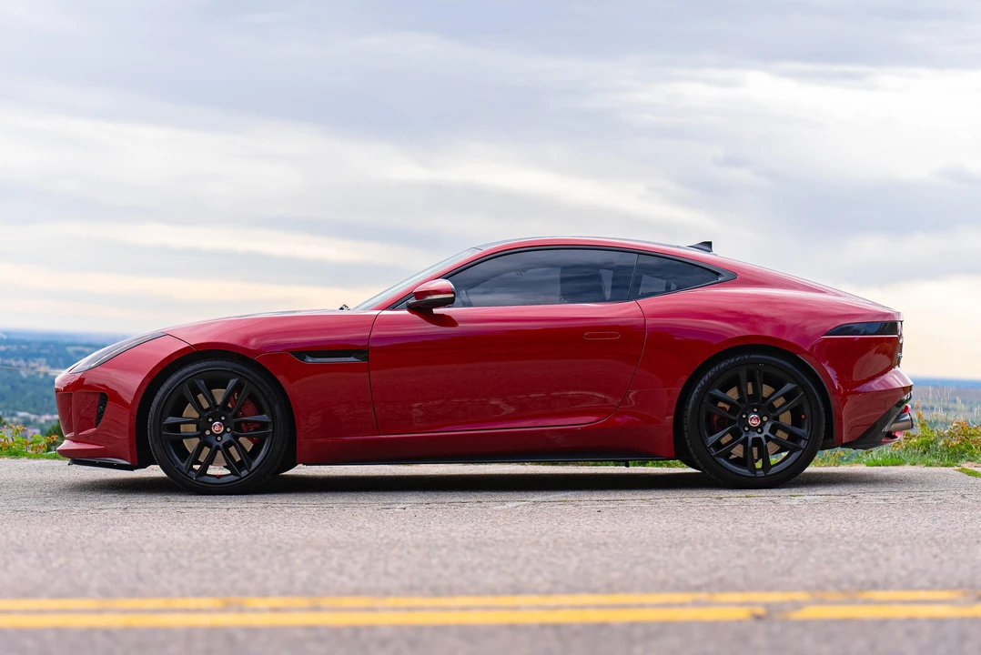 2015 Jaguar F-Type R 1st Gen - Image 10 of 31