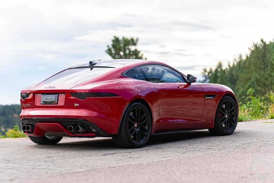 2015 Jaguar F-Type R 1st Gen - Image 13 of 31