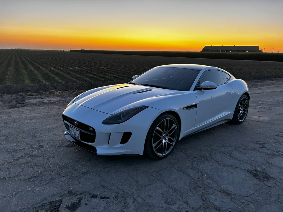 2015 Jaguar F-Type R 1st Gen - Image 4 of 31