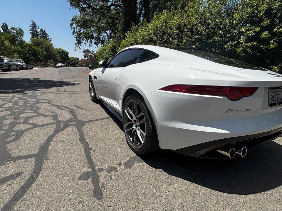 2015 Jaguar F-Type R 1st Gen - Image 23 of 31