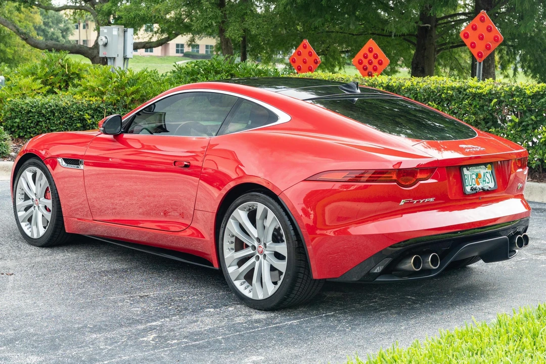 2015 Jaguar F-Type R 1st Gen - Image 4 of 31