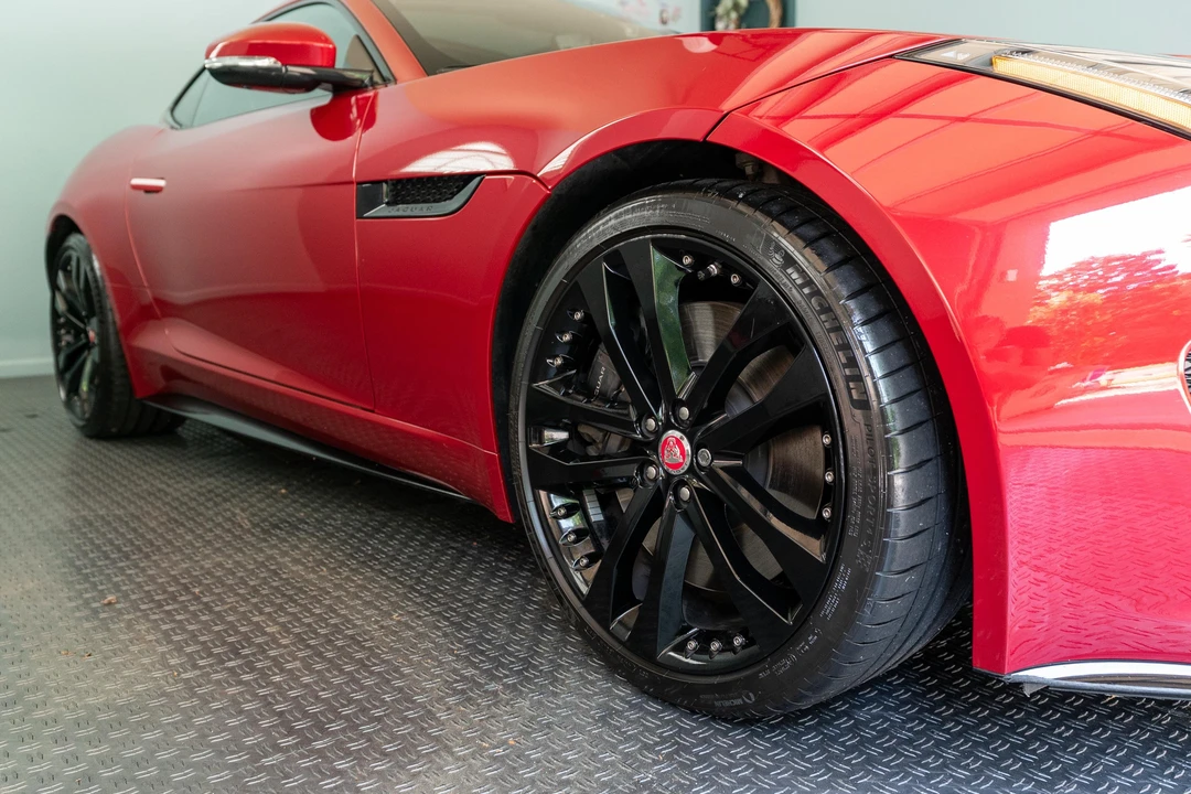 2015 Jaguar F-Type R 1st Gen - Image 29 of 31