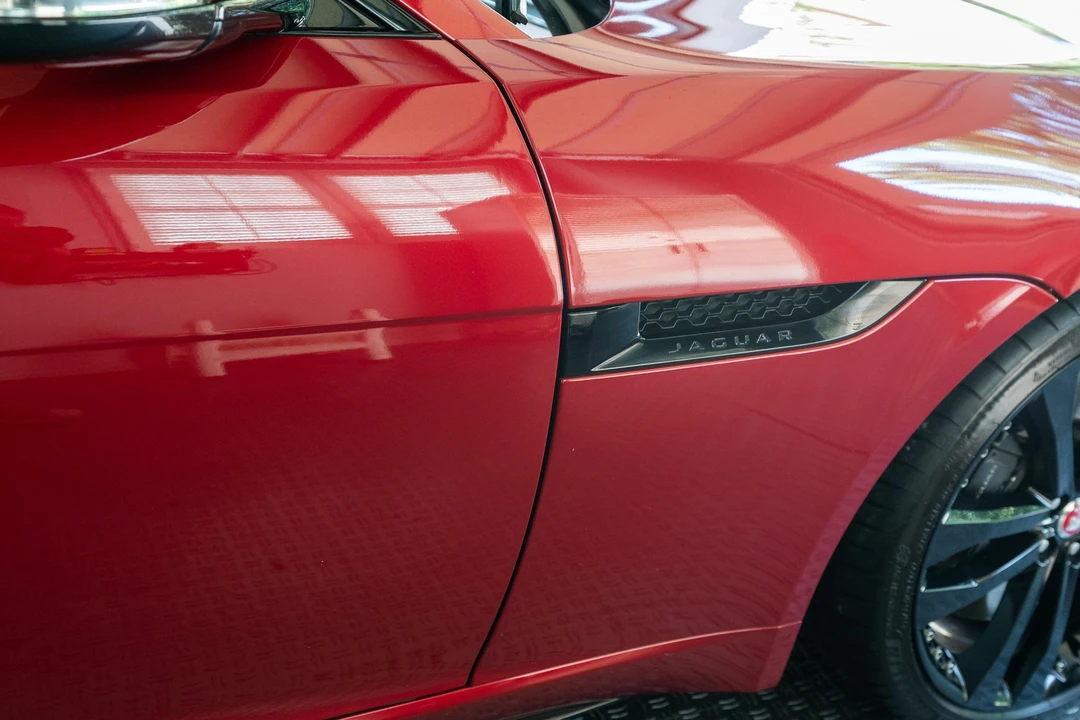 2015 Jaguar F-Type R 1st Gen - Image 28 of 31