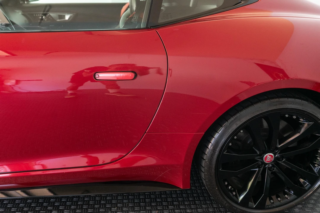 2015 Jaguar F-Type R 1st Gen - Image 18 of 31