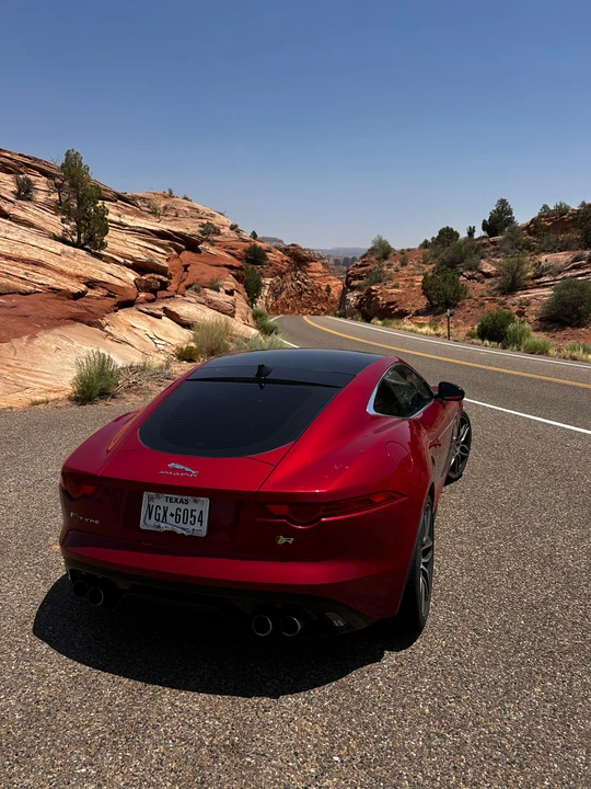 2015 Jaguar F-Type R 1st Gen - Image 14 of 31