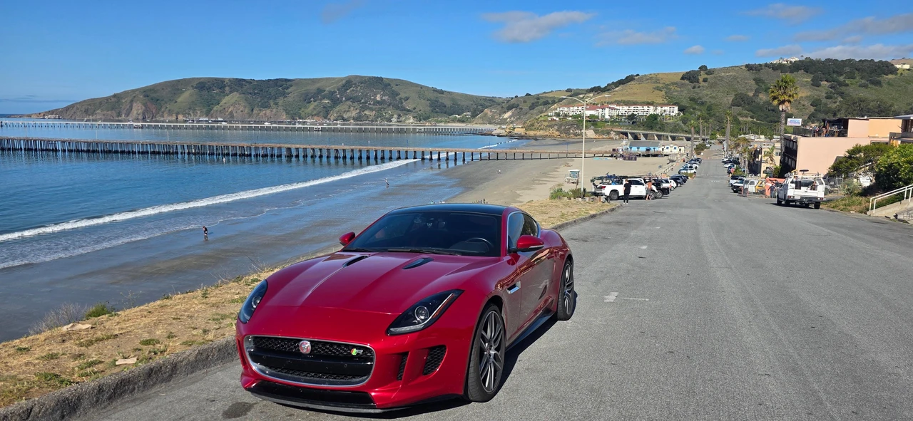 2015 Jaguar F-Type R 1st Gen - Image 16 of 31
