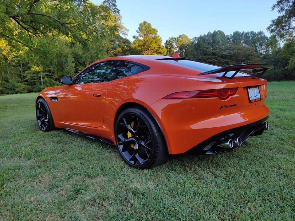 2015 Jaguar F-Type R 1st Gen - Image 14 of 31