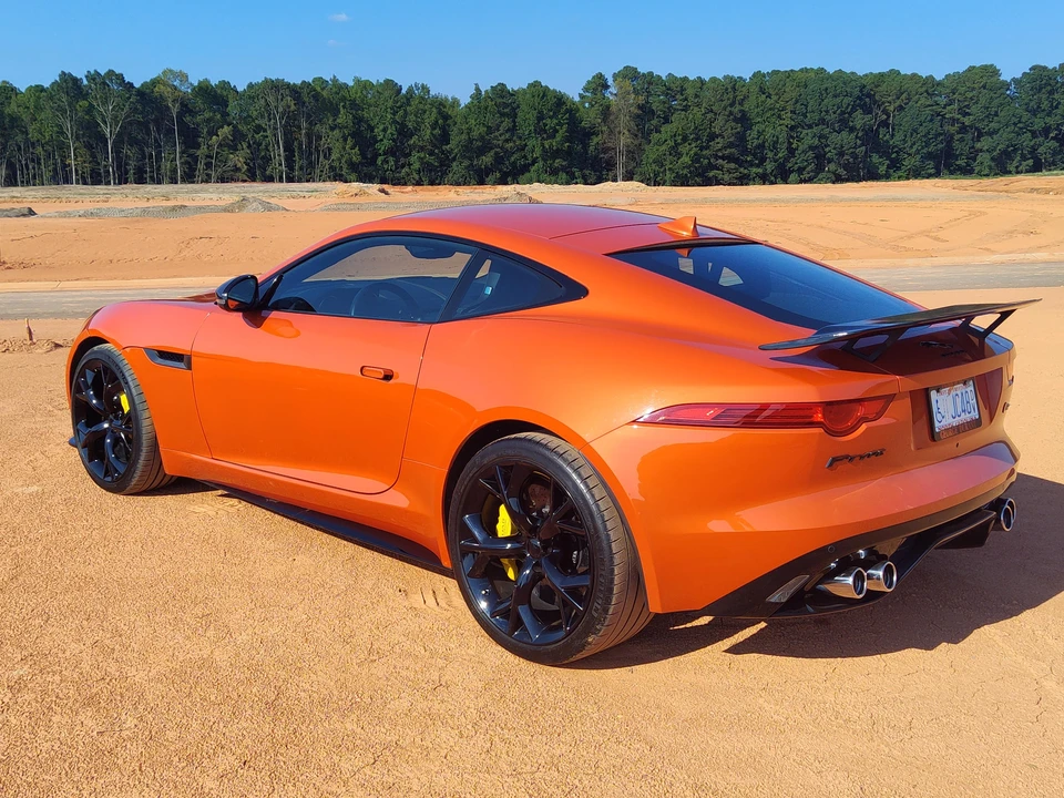 2015 Jaguar F-Type R 1st Gen - Image 13 of 31