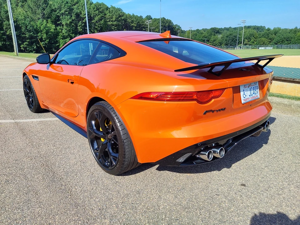 2015 Jaguar F-Type R 1st Gen - Image 17 of 31
