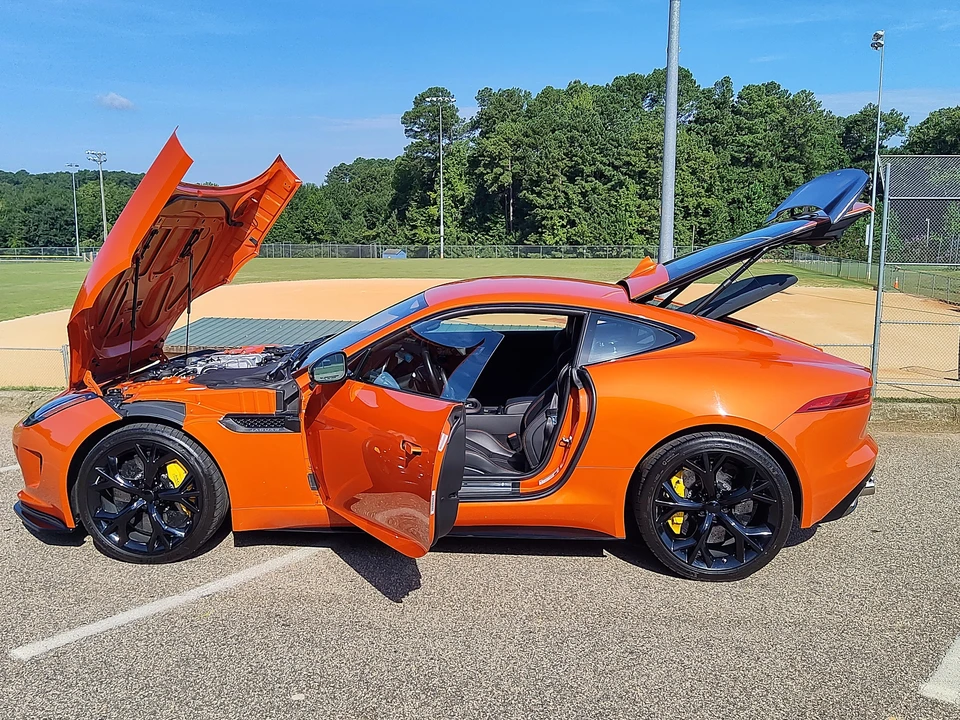 2015 Jaguar F-Type R 1st Gen - Image 22 of 31