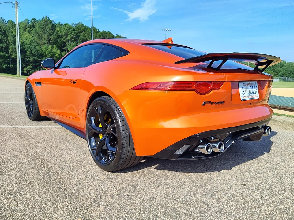 2015 Jaguar F-Type R 1st Gen - Image 18 of 31