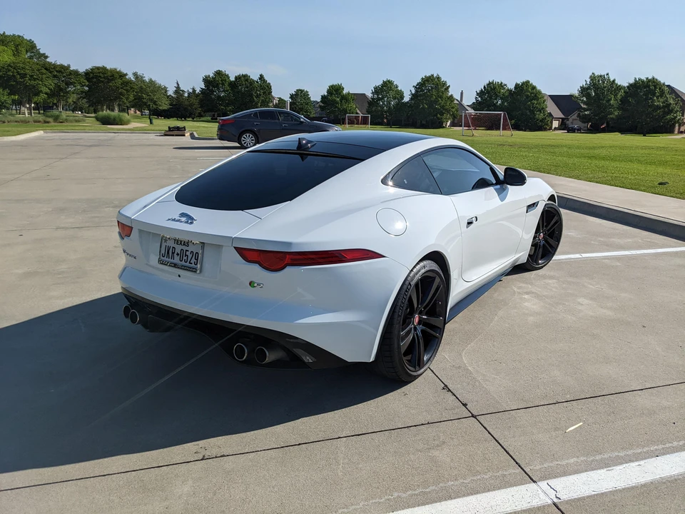2015 Jaguar F-Type R 1st Gen - Image 10 of 31