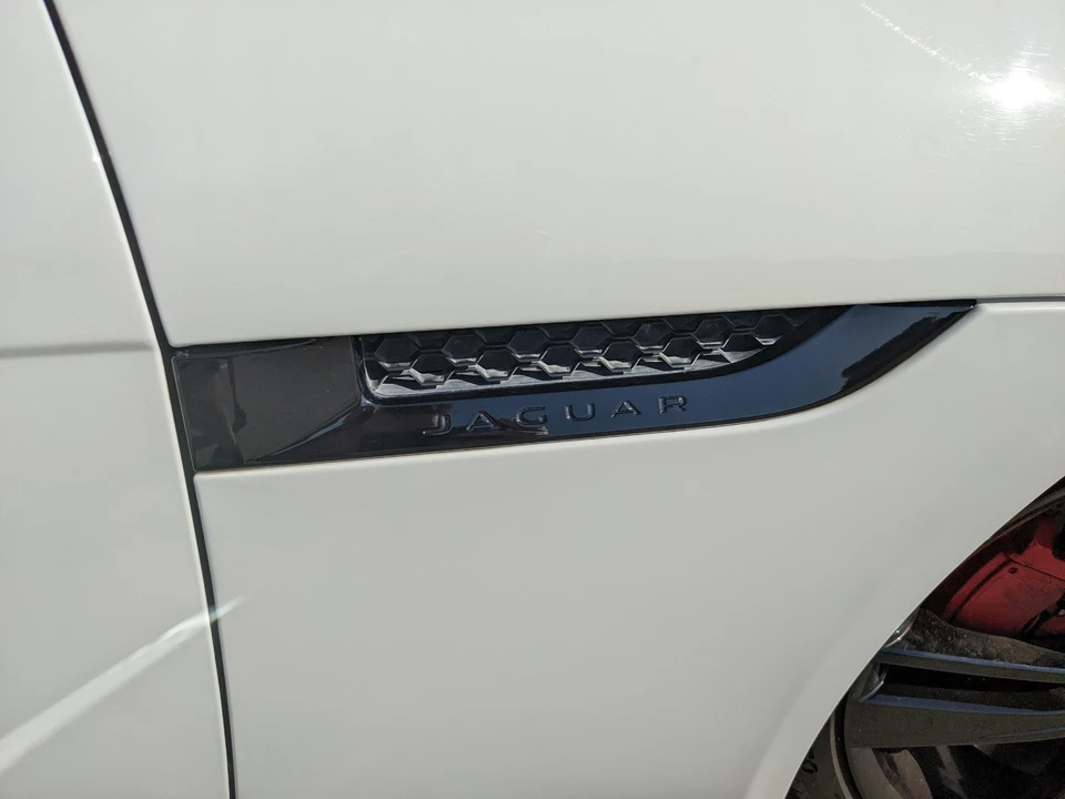 2015 Jaguar F-Type R 1st Gen - Image 24 of 31