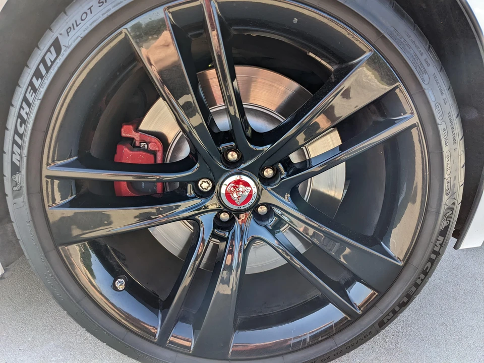2015 Jaguar F-Type R 1st Gen - Image 26 of 31
