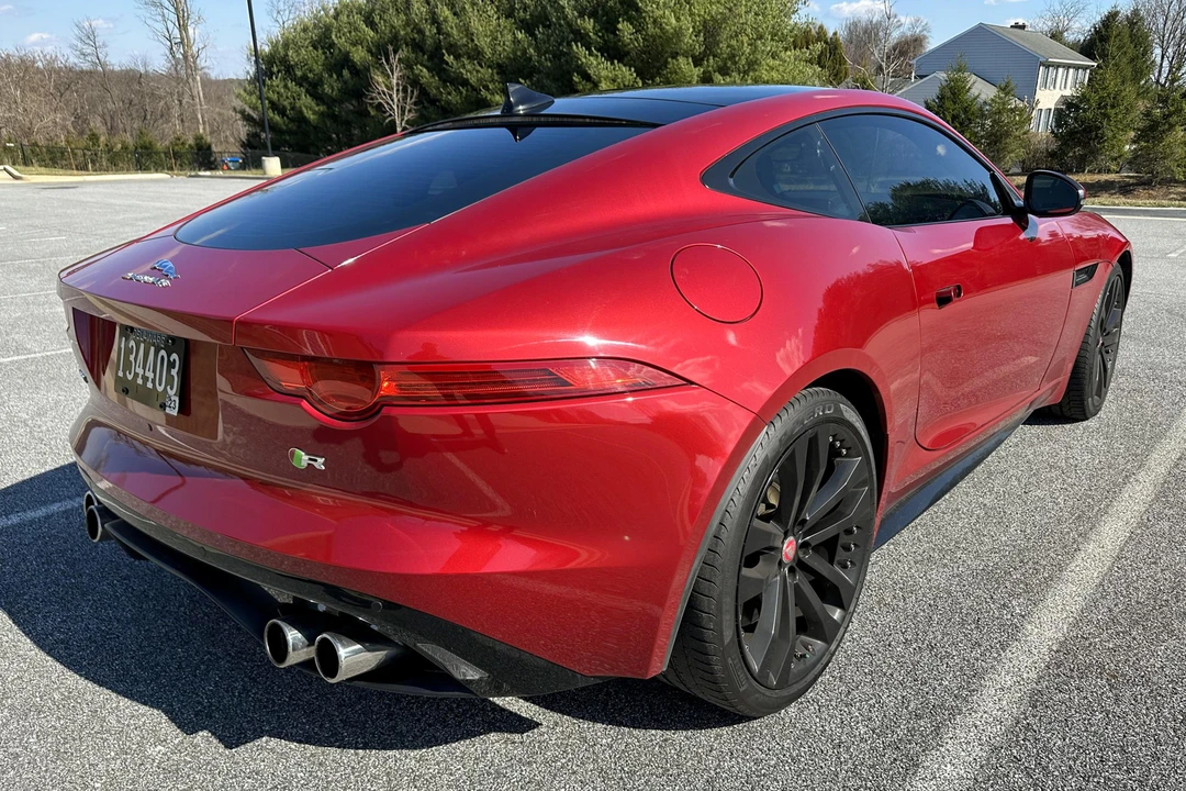 2015 Jaguar F-Type R 1st Gen - Image 4 of 31