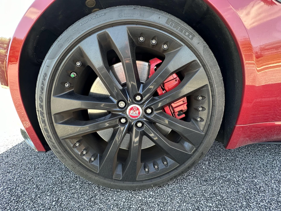 2015 Jaguar F-Type R 1st Gen - Image 28 of 31