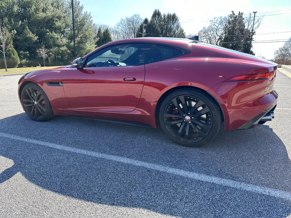 2015 Jaguar F-Type R 1st Gen - Image 11 of 31